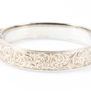 Vintage Fabelhafter Sterling Silber Armreif mit Blumen Gravur von Birks! Hergestellt in England! [Größe 17 cm]