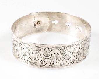 Vintage Sterling Silver Engraved Cuff! Made in England! [Size 7"]
