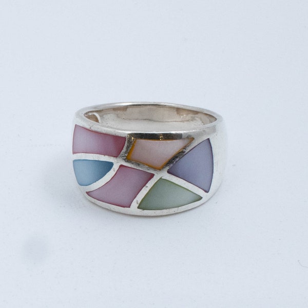 Vintage Sterling Silver Multi-Coloured Mother of Pearl Mosaic Dome Ring [Size 8.25 US]