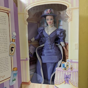 Mrs. PFE Albee Barbie Doll Avon Exclusive 1997 Special Edition