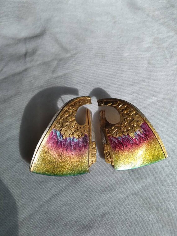 Vintage signed KW earrings