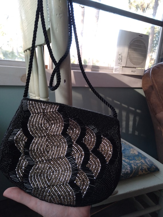 La Regale Vintage Beaded Handbag