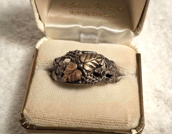 Vintage Black Hills Gold 12K and Sterling Ring in Original  Black Hills 10K Gold & Sterling Unisex Ring w/ box Vintage size 12 main image 0