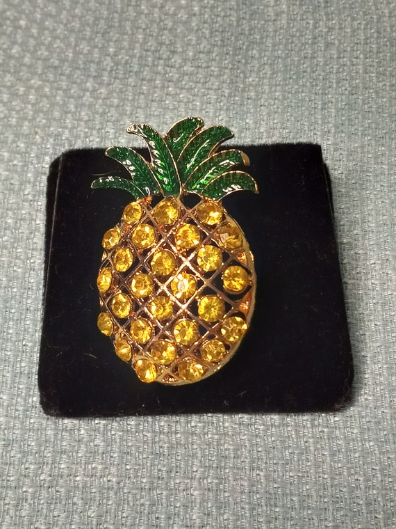 Pineapple Pin Brooch - image 1
