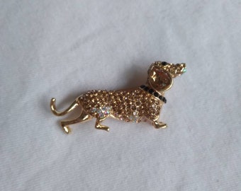 Dachshund brooch