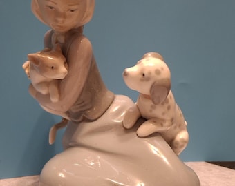 リヤドロ LLADRO 5032 少女と猫と犬 Little Friskies Lladro Little Friskies Cat and Dog Porcelain Figurine 5032 - Etsy