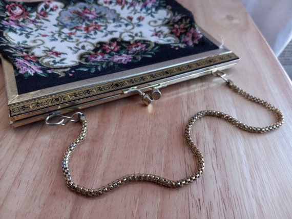 Vintage Threaded Clutch With Chain - image 3