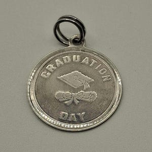 Abschluss Charm aus Sterling Silber