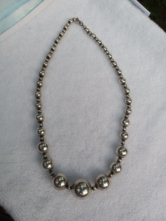 Vintage Taxco Mexican Sterling Silver Bead Necklac