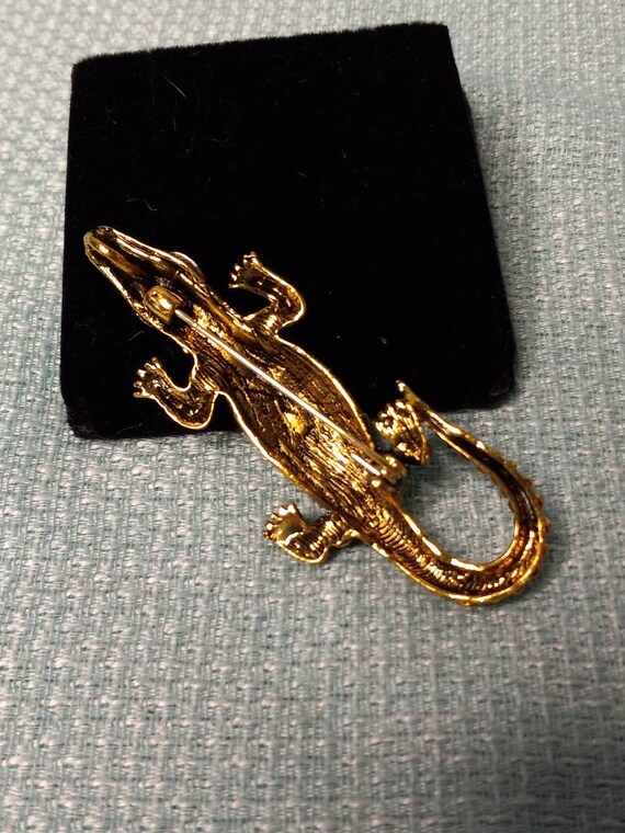 Vintage Alligator pin brooch - image 3