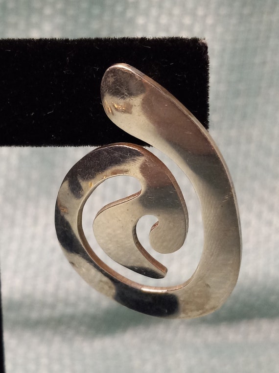 Vintage Taxco Modern Swirl Sterling Silver Earring