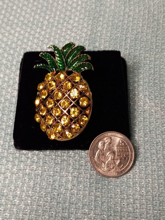 Pineapple Pin Brooch - image 3
