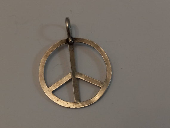 Sterling Peace Sign pendant - image 4