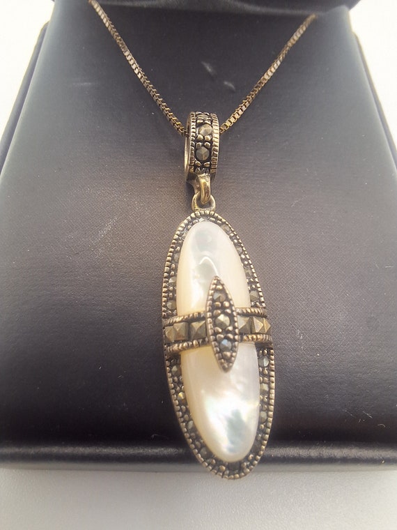 JC Italy Sterling Silver Mother Of Pearl Marcasite Pendant Necklace