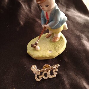 Vintage seltene Kitty Cucumber Golfing Albert 1992 Schmid Porzellanfigur plus Golf Pin