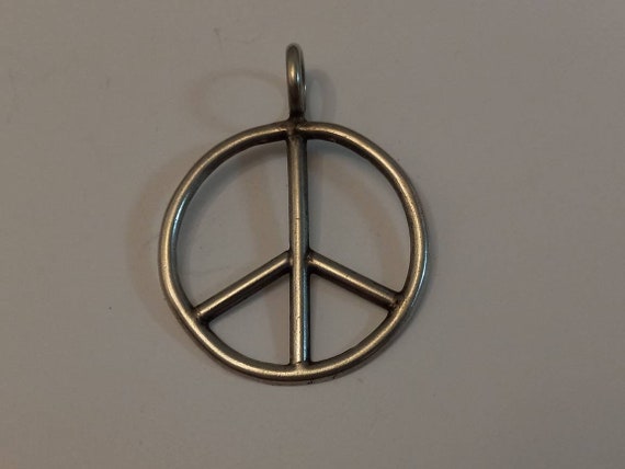 Sterling Peace Sign pendant - image 3