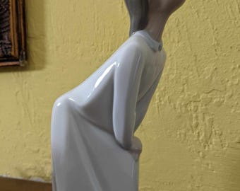 Vintage Lladro Girl Kissing from Children in Nightshirts Series Figurine