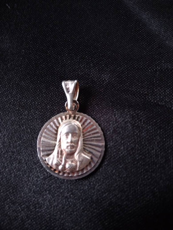 Mary and Jesus Pendant - image 7
