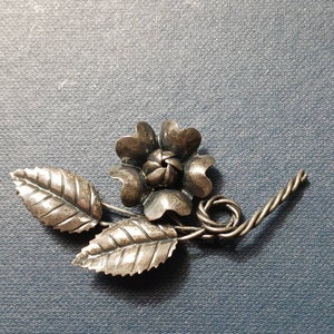 Vintage Handmade Sterling Silver Flower Brooch Pin