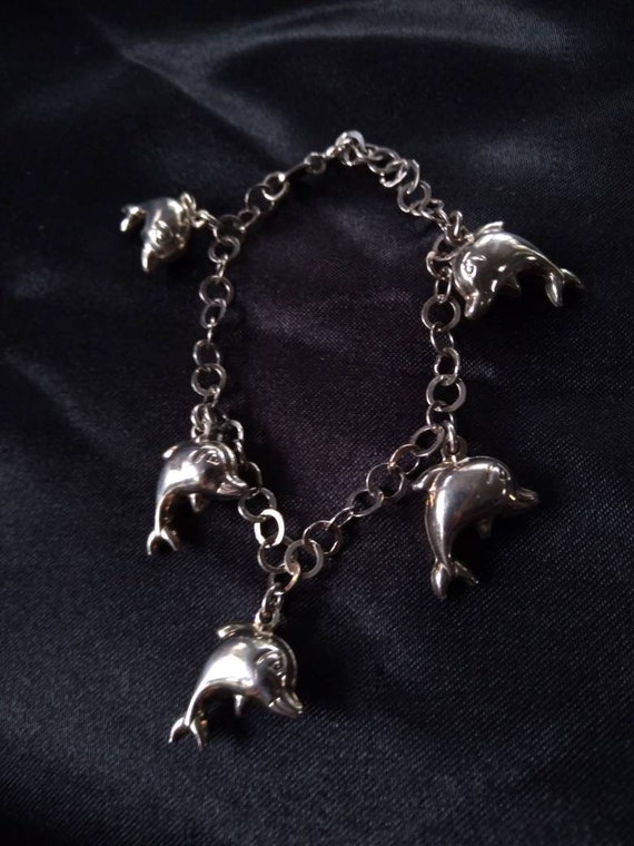 Dolphin charm bracelet