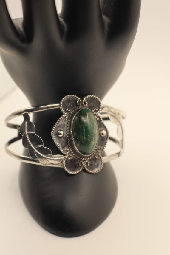 Vintage Sterling Silver Green Turquoise Cuff Brace