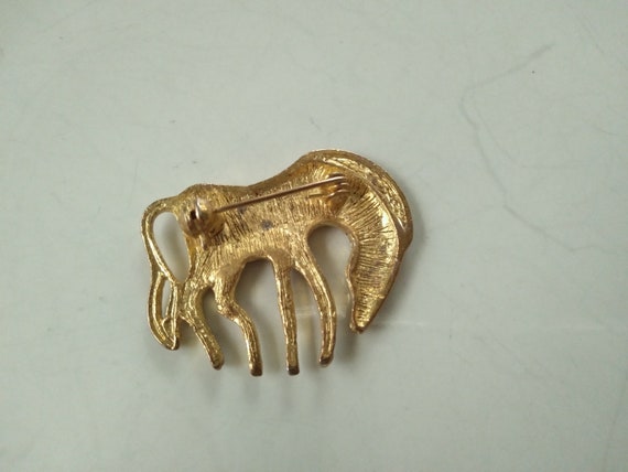 Vintage zebra gold tone safari pin brooch - image 2