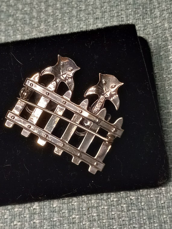 Vintage Beau Sterling Silver Cats On Fence Brooch… - image 3