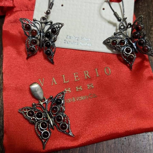 Valerio 888 Ian & Valery CO Amber Butterfly Earrings and Pendant Set