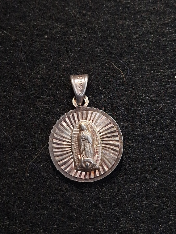 Mary and Jesus Pendant - image 2