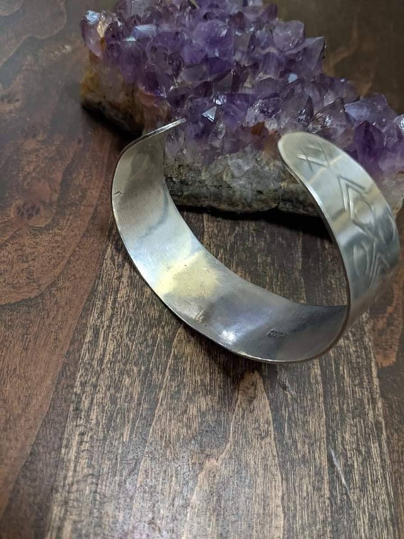 Mexican Silver Cuff Bracelet with Amethyst - image 3
