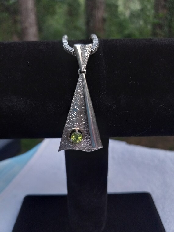 Sterling Silver Peridot Necklace
