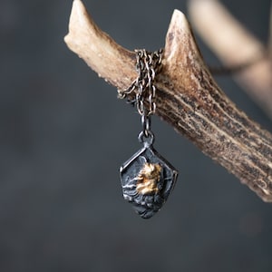 Knight Amulet: Unicorn Charm – A Beacon of Grace and Purity