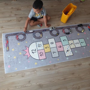 Hopscotch Kids Play Mat / Road Rug