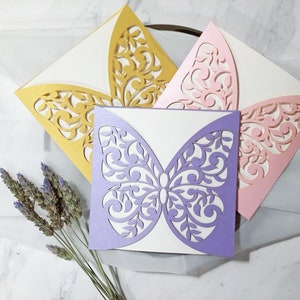 DIY Schmetterlingseinladung Laser geschnitten Umschlag. Hochzeit Luxus. Quinceanera. Fünfzehn. Schmetterling Design. Romantisch. Fünfzehn süße 16 Einladung