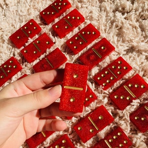 Rojo con detalles dorados Set de dominó hecho a mano
