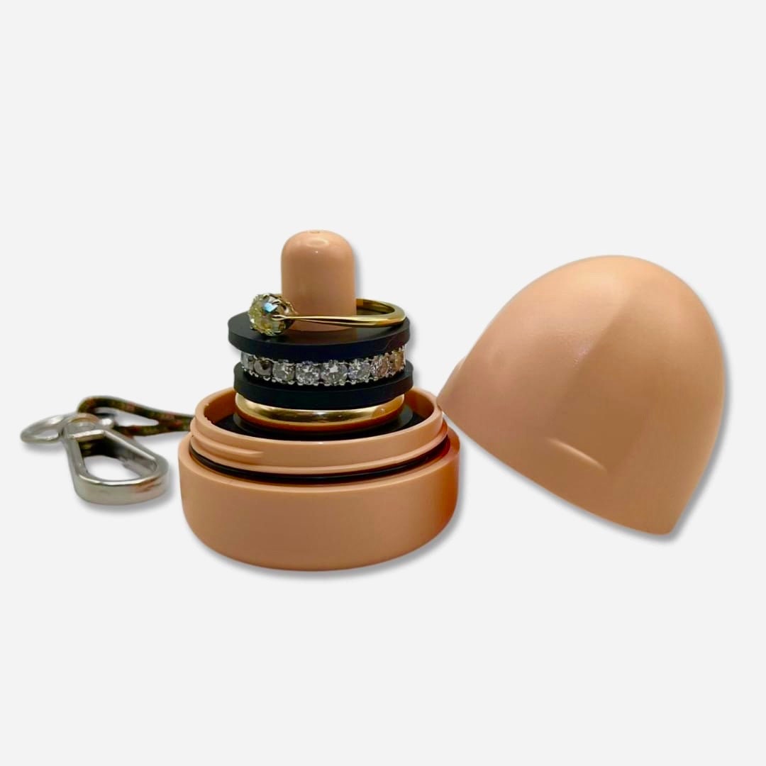 The Ring Thingpeach. Ring Holder. Gym, Work and Travel Accessory