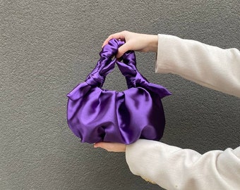 Kleine lila Satinhandtasche | Tasche im Furoshiki-Knoten-Stil | +25 Farben |3 Größen| Perfekte Hochzeitstasche | Wunderschöne Tasche für jeden Anlass | Bogentasche