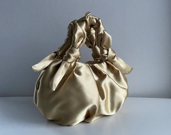 Bolso pequeño satinado dorado | bolso de nudo japonés hecho a mano | Bolso Furoshiki | bolso nupcial ? Bolso de boda |+ 25 colores | bolso suave de moda