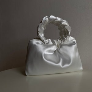 Weiße Hochzeitstasche | Kleine Tasche für Event | Tasche mit runden Henkeln| Tasche zur Hochzeit| Abendtasche | + 30 Farben | handgemachte Damenhandtasche