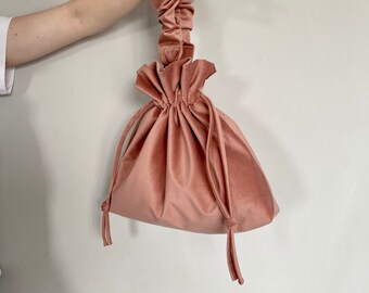 Wrist velvet pink woman bag | small evening bag