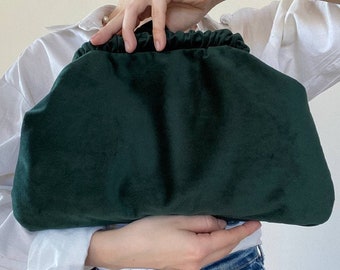 Green velvet clutch | Handmade evening bag| framed Purse | green dumpling bag | +25 colors | cloud bag | Gift for her
