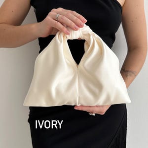 Small ivory bag with knot | Stylish satin purse | wedding cocktail bag | +35 colors | Evening clutch bag | handmade ivory woman bag