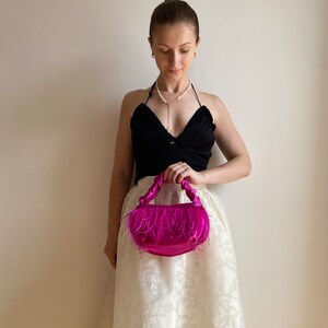 Straußenfeder-Satintasche | Abendtasche | Handgefertigte kleine Damentasche | Perfekte Hochzeitstasche | Tasche für jeden Anlass| Tasche in Fuchsia