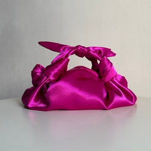 Kleine Satintasche in Fuchsia | Tasche mit Knoten | perfekte Tasche zur Hochzeit | Cocktailtasche | Abendtasche| Furoshiki-Knotentasche | +33 Farben