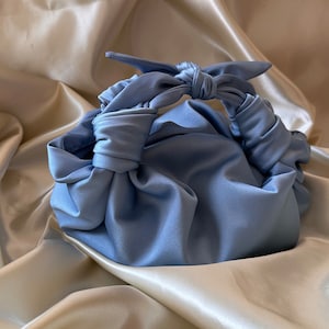 Petit sac en satin avec nœuds | pochette de soirée | Sac à nœud Furoshiki | Sac en origami | +33 couleurs | Sac à main de mariage | sac à main bleu pour événement