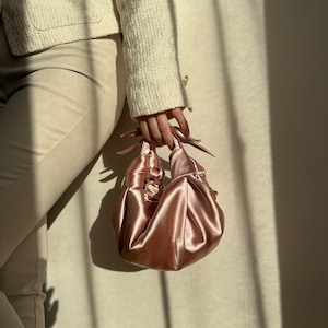 Petit sac en satin avec nœuds | Sac à main élégant en satin | sac à cocktail | Sac en origami | +35 couleurs | Pochette de soirée | Sac à poudre pour événement