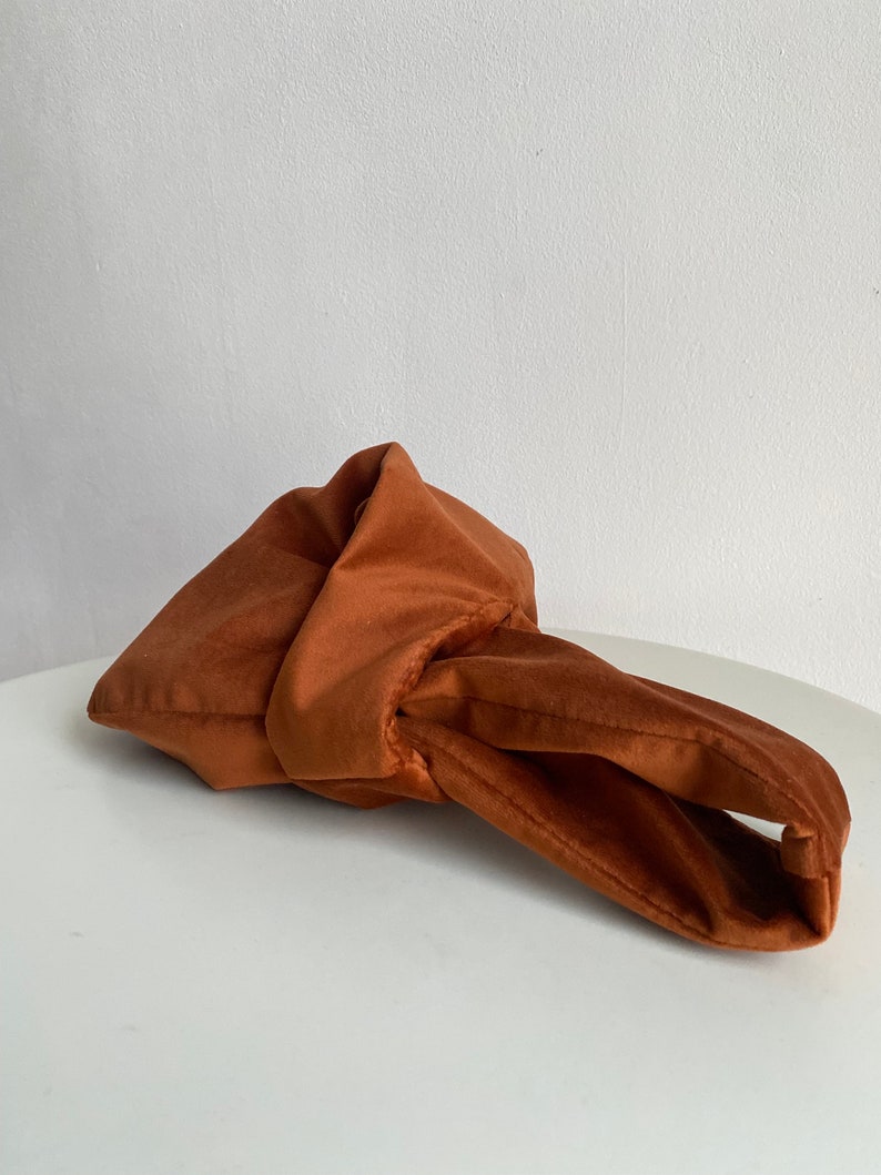 Bolso nudo japonés bolso de terciopelo para la muñeca bolso pequeño naranja para evento bolso furoshiki monederos de origami 25 colores bolso de noche de boda imagen 2