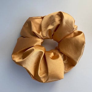 Big scrunchies extra large scrunchies accessories for hair image 5