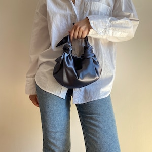 Kleine Satintasche mit Knoten | Cocktailtasche | Furoshiki-Knotentasche | Kimonotasche | +25 Farben | Hochzeitstasche | silberne Handtasche