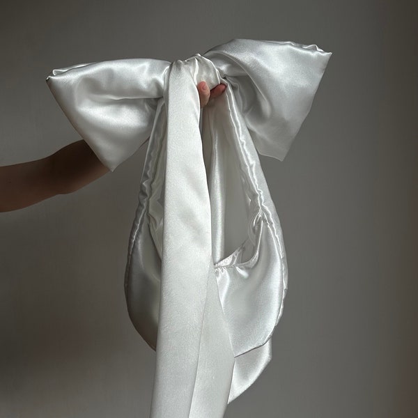 Super grand sac à nœud | sac de mariage avec noeud | sac de mariage design | sac en satin blanc | sac pour la fête | sac à main du soir | grand arc fait à la main